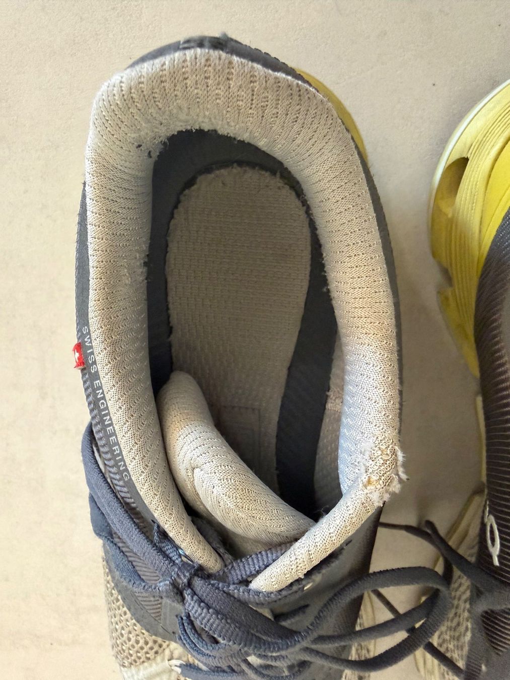 On Scarpe da uomo: On Schuhe Grösse 42 – Usato da Geroldswil venduto da Jeremy11 4