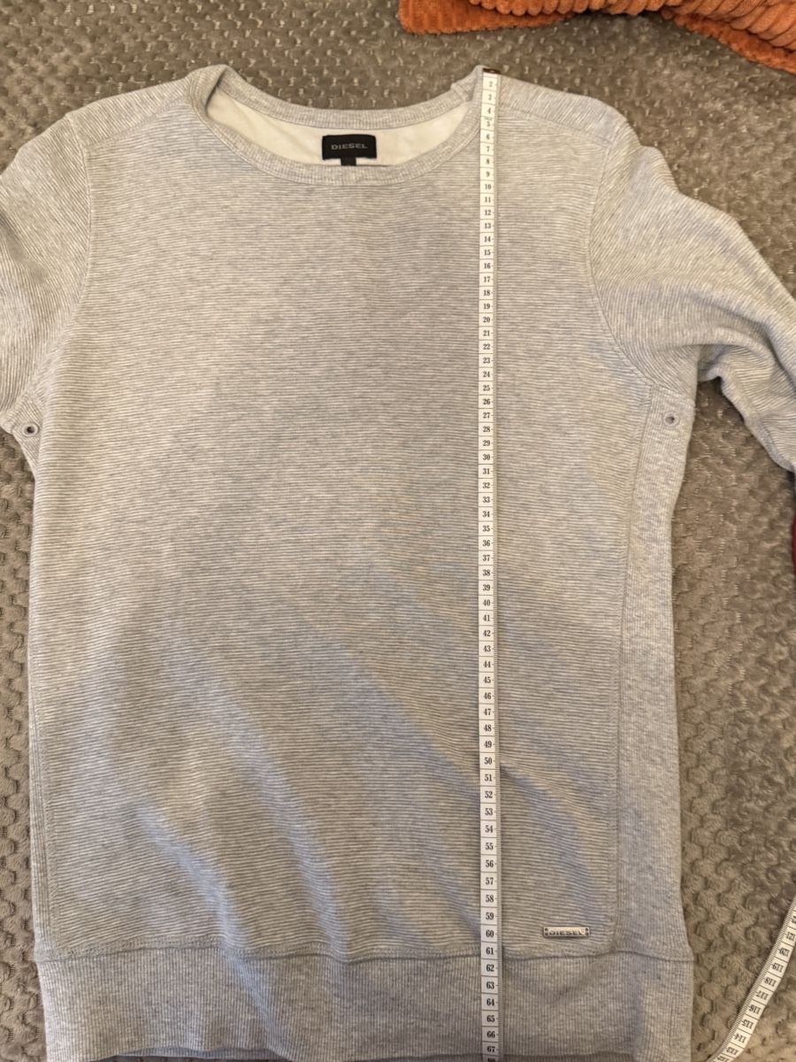 T-Shirts: Felpa DIESEL grigio chiaro  – Gebraucht aus Geroldswil von Franciii- 2