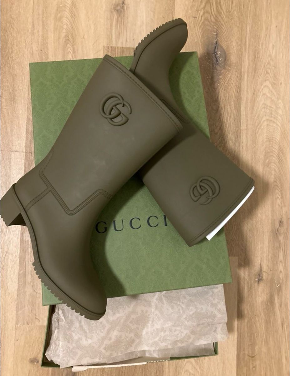 Gucci Scarpe da uomo: NEW Authentic Gucci Rubber Ankle Boots - Size40 – Nuovo e nell'imballaggio originale da Zürich venduto da sel_tvq7