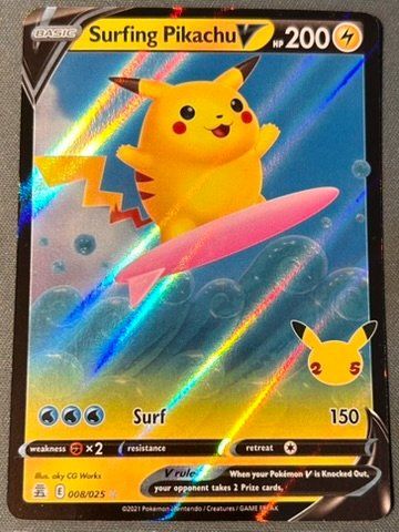 Pokémon Carte collezionabili: Surfing Pikachu V 008/025 25th Anniversary – Usato da Wettingen venduto da TeamPocket