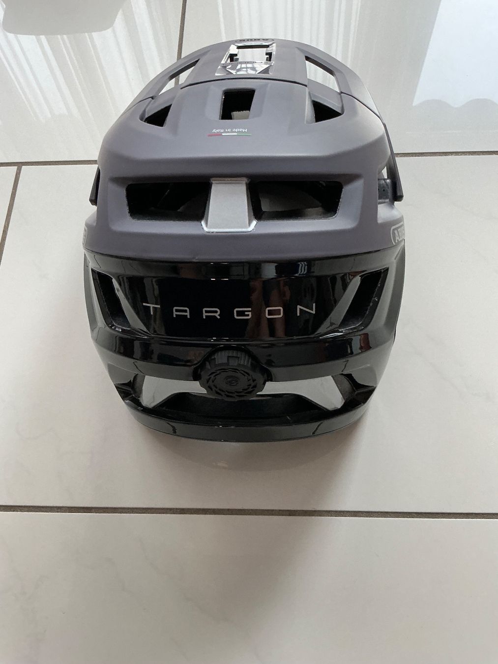 Abus Caschi: Abus Fullface Helm Targus Gr. 55-58 – Nuovo (secondo la descrizione) da Biel-Benken BL venduto da Sahra1 4