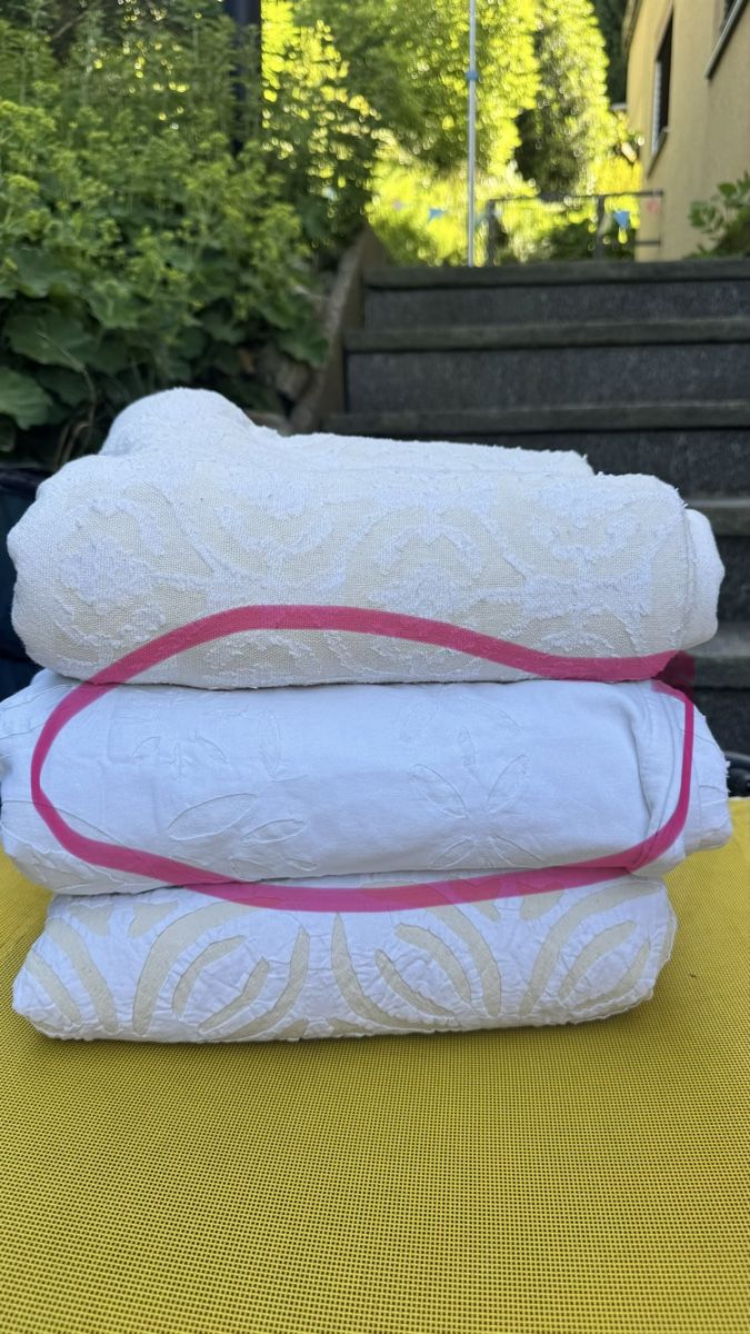 Coperte: Wunderschöne cut-work Boho Tagesdecke – Nuovo (secondo la descrizione) da Luzern venduto da Ispaar 1