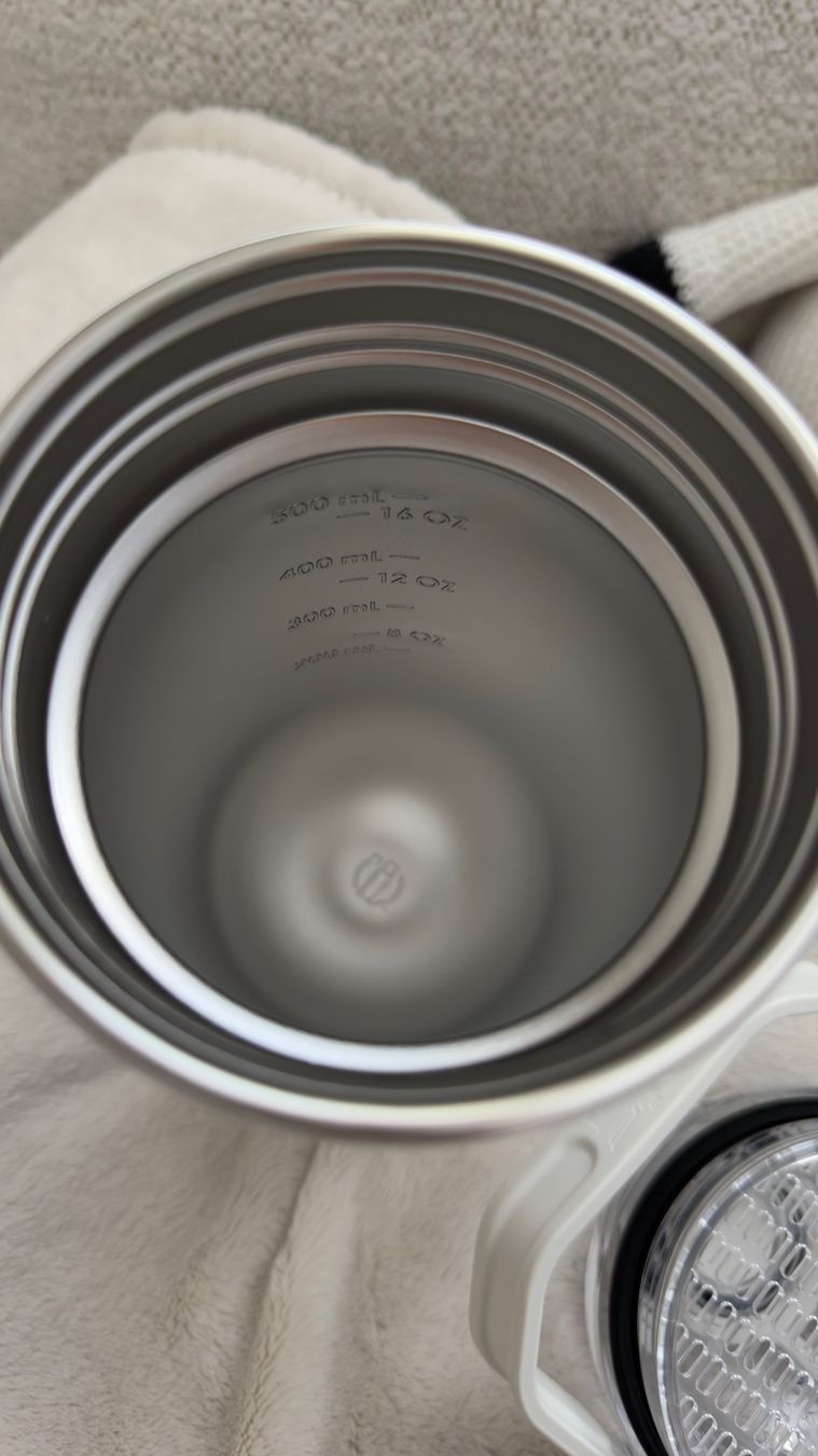 Stanley Borracce & Thermos: Stanley Shaker Weiss neuwertig – Nuovo (secondo la descrizione) da Wil SG venduto da lana_jess20 5