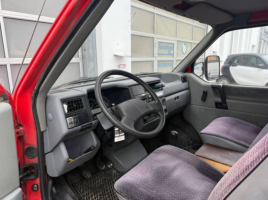 VW Veicoli da campeggio: VW T4 Camper – Usato da Auenstein venduto da PM-Krigaa 4