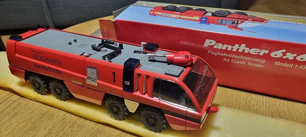 Modellini d'auto: Feuerwehr Panther Rosenbauer – Usato da Landquart venduto da Predi91 2