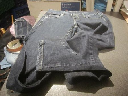 Jeans ca. Grösse 146, dunkel