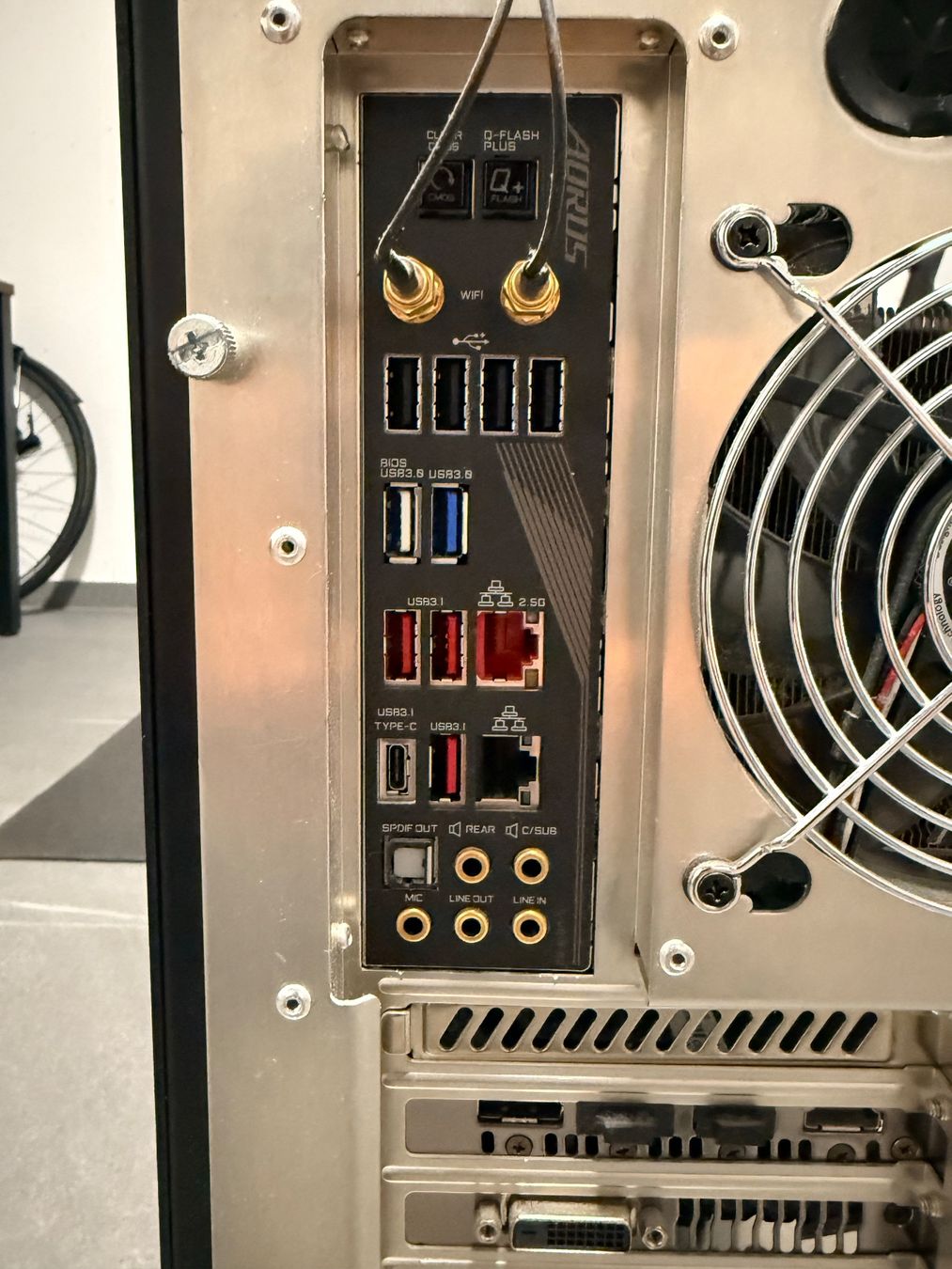 Lian Li PC: PC Ryzen 9 3900X – Usato da Lausanne venduto da EKleber 5