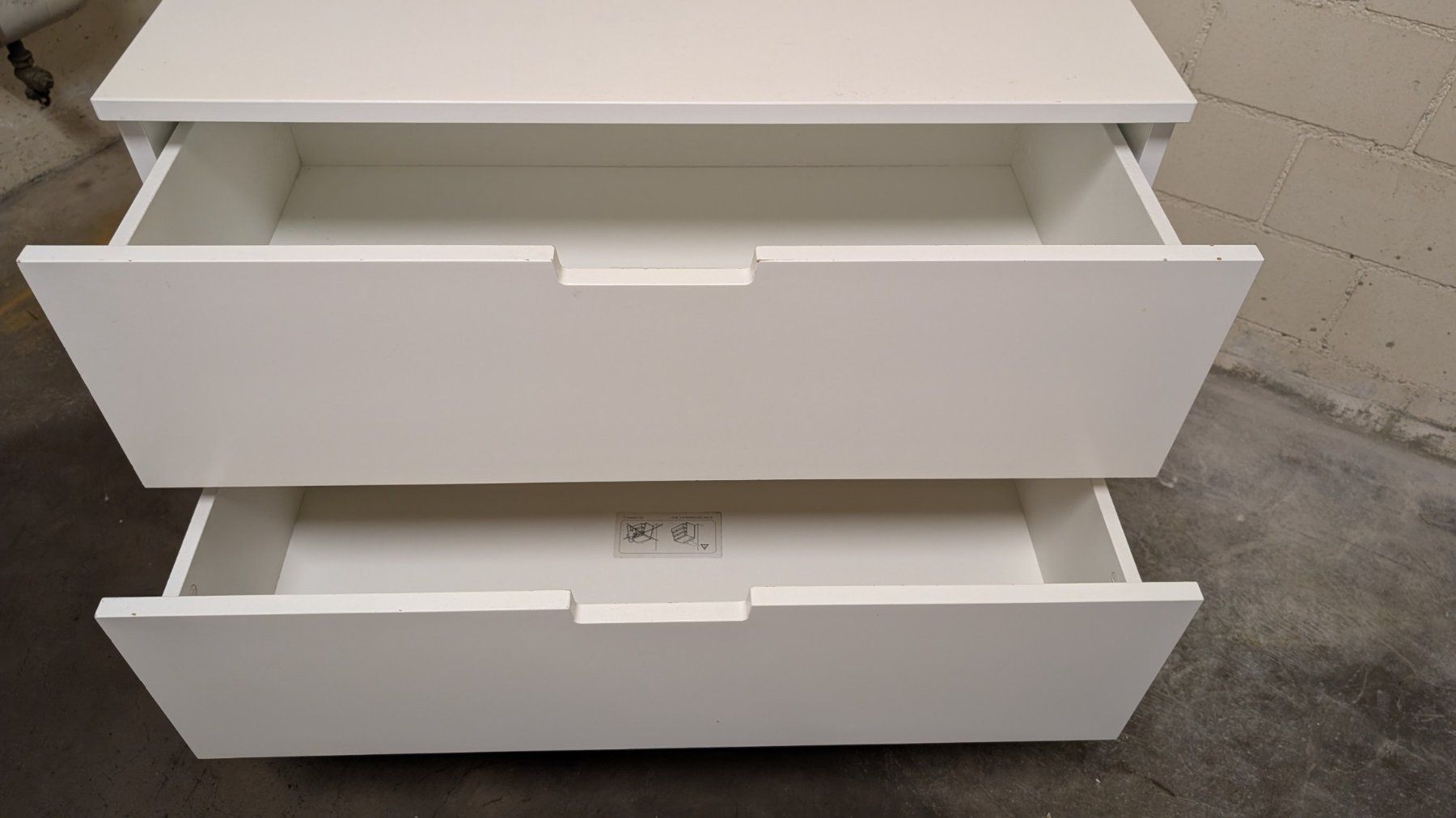 Ikea Kommoden: Ikea Komode Nordli mit Stahlfüssen – Gebraucht aus Küssnacht am Rigi von gabot 1