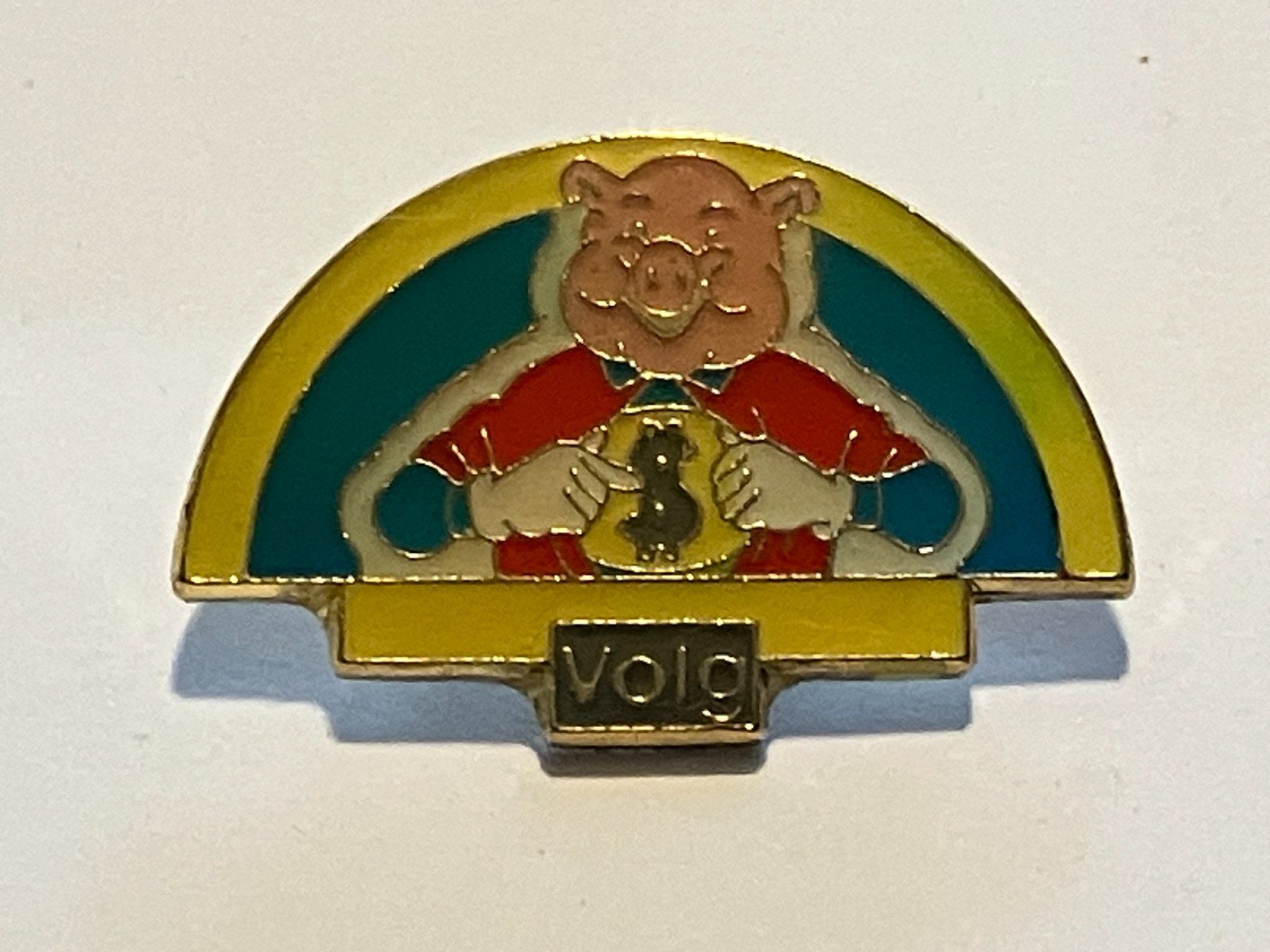 Plaketten & Abzeichen: 1 Pin Volg – Gebraucht aus Basel von djwwpp