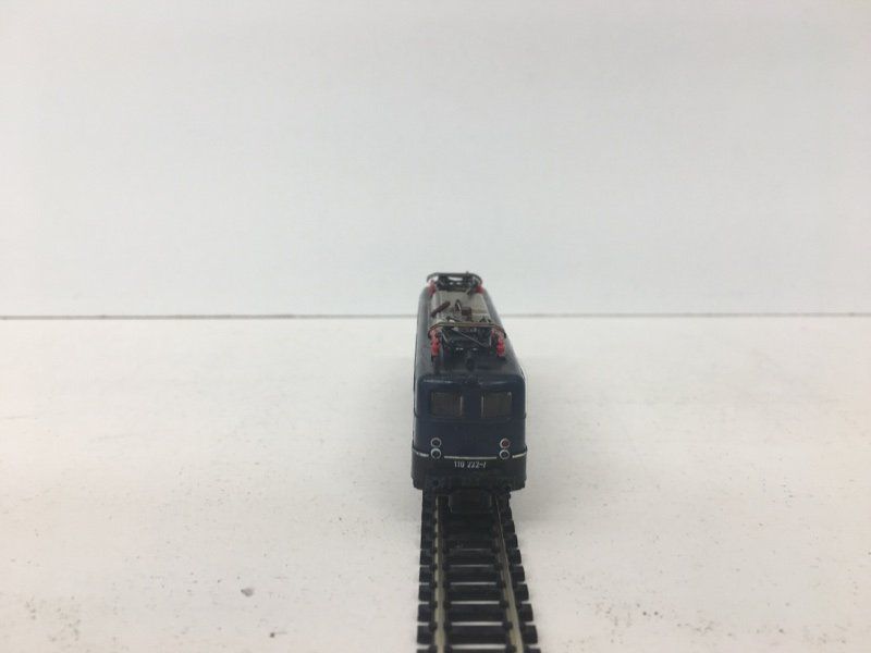 Arnold Modellini di ferrovie: Spur N Br 110 der Deutschen Bundesbahn – Usato da Büsserach venduto da ModellbahnDepot 5