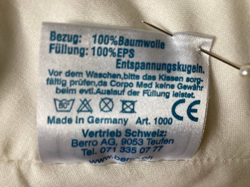 Cuscini: Medizinisches Seitenschläferkissen – Usato da Zürich venduto da Selamatt01 2