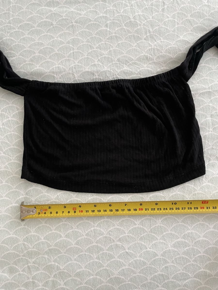 Top: Damen Crop Top schwarz mit Bindebändern – Usato da Zürich venduto da vik_isi 2