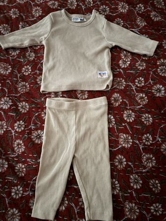 Süsses Babyset in 56 beige