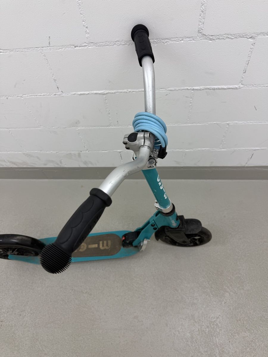 Micro Veicoli per bambini: Micro Scooter Turquoise – Used, Fully Functional – Usato da Zürich venduto da ana_t7ff 1