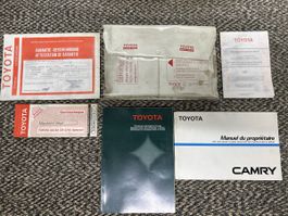 Toyota Camry Bedienungsanleitung Set mit Serviceheft