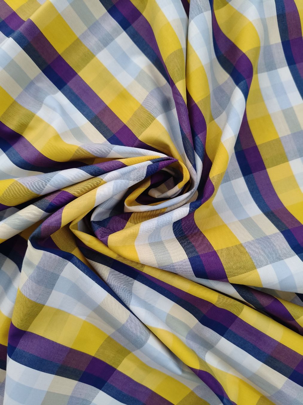 Tessuti: Fabric Plaid Pattern Yellow Purple Blue Cotton Width 150cm – Nuovo e nell'imballaggio originale da Zürich venduto da sha_vw65 2