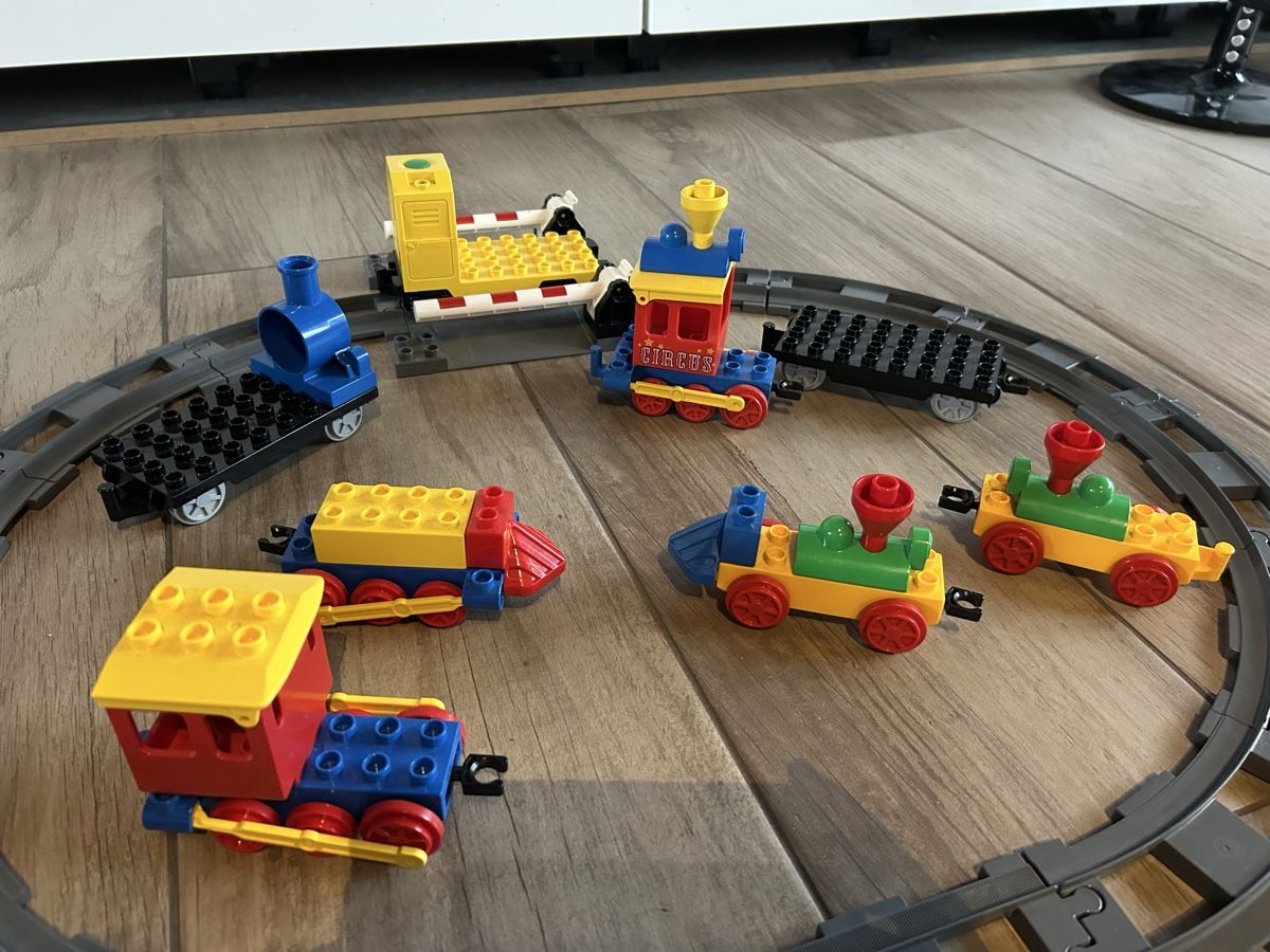 Lego Giocattoli: Lego Duplo Eisenbahn  – Nuovo (secondo la descrizione) da Willisau venduto da Geissbock11 1