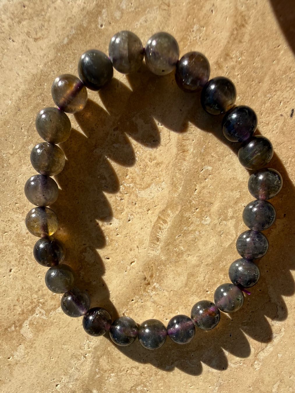 Bracciali & Braccialetti: Iolith Elastisches Perlenarmband (ca8mm) – Usato da Jegenstorf venduto da SteinGlanz 6