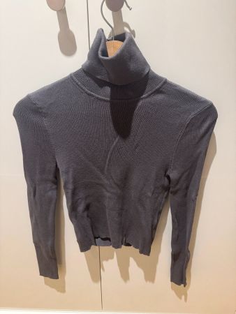 Zara Turtleneck Sweater, Size S