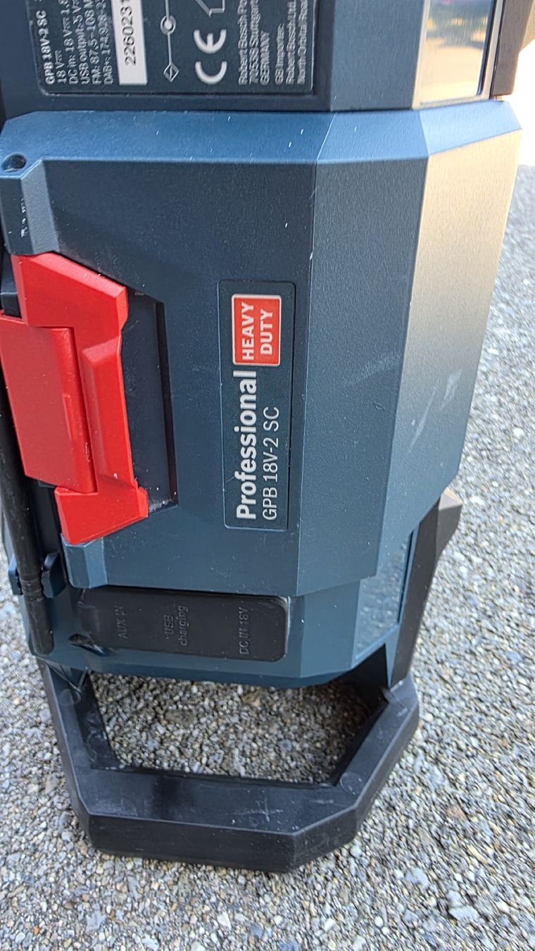 Bosch Radio: Radio de chantier Bosch GPB 18V-2 SC DAB+ Bluetooth – Usato da Attalens venduto da Mishanya 4