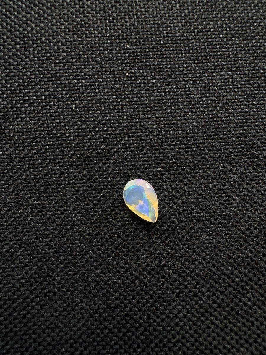 Edelsteine: Äthiopischer Opal 0.95 ct – Neu und originalverpackt aus Wängi von Horus90 1
