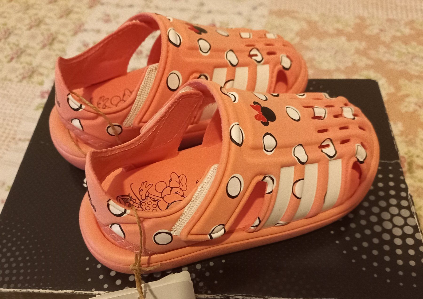 Adidas Chaussures filles: Wassersandale adidas – Neuf avec emballage d'origine à Basel par zaa_7ft5 7
