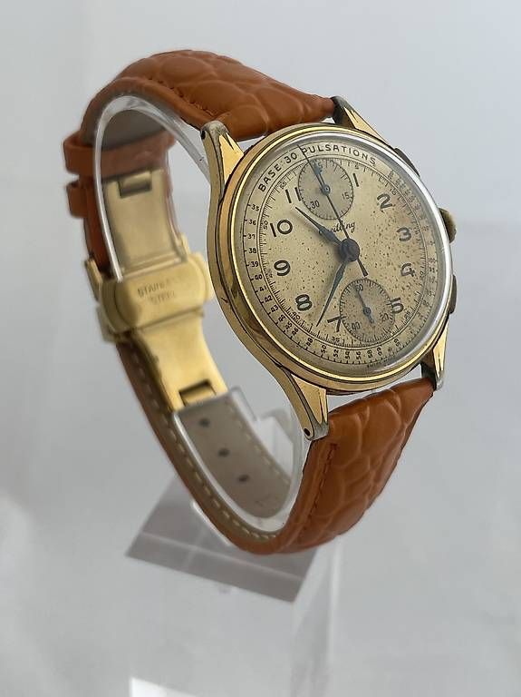 Breitling Montres: Breitling Vintage Chronograph Base 30 Pulsations Arztskala – D'occasion à Lenzburg par R-T-I 2