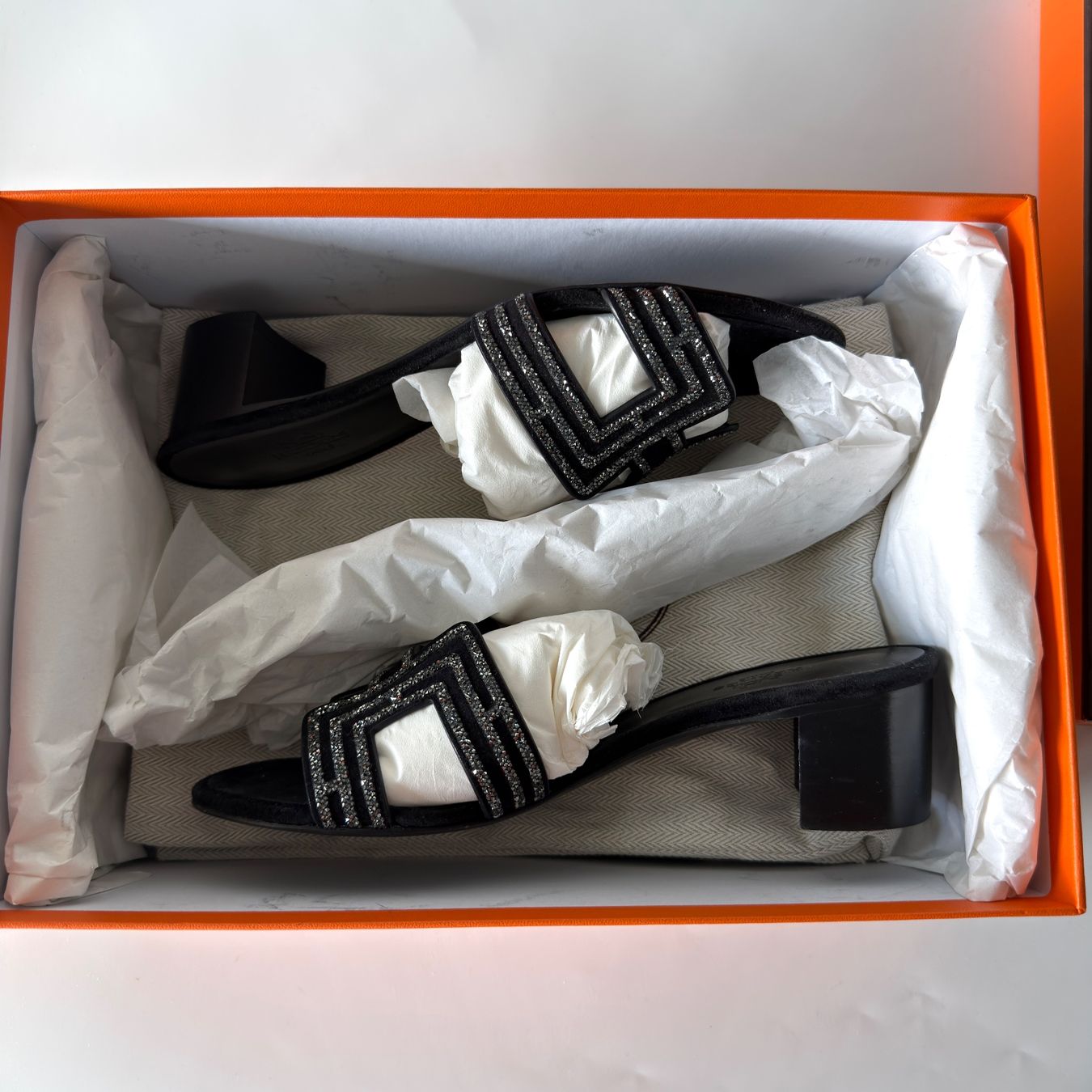 Hermès Scarpe da donna: Authentiques Sandales HERMÈS Oasis strass 37 noir – Usato da Carouge GE venduto da loveluxury 7