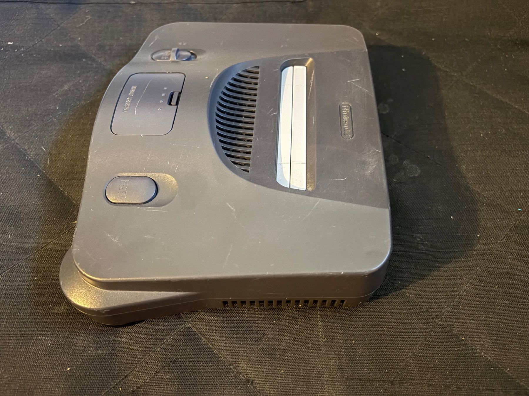 Nintendo Console: Nintendo 64 Konsole - Gehäuse – Difettoso da Lausen venduto da sen_jm7c 7