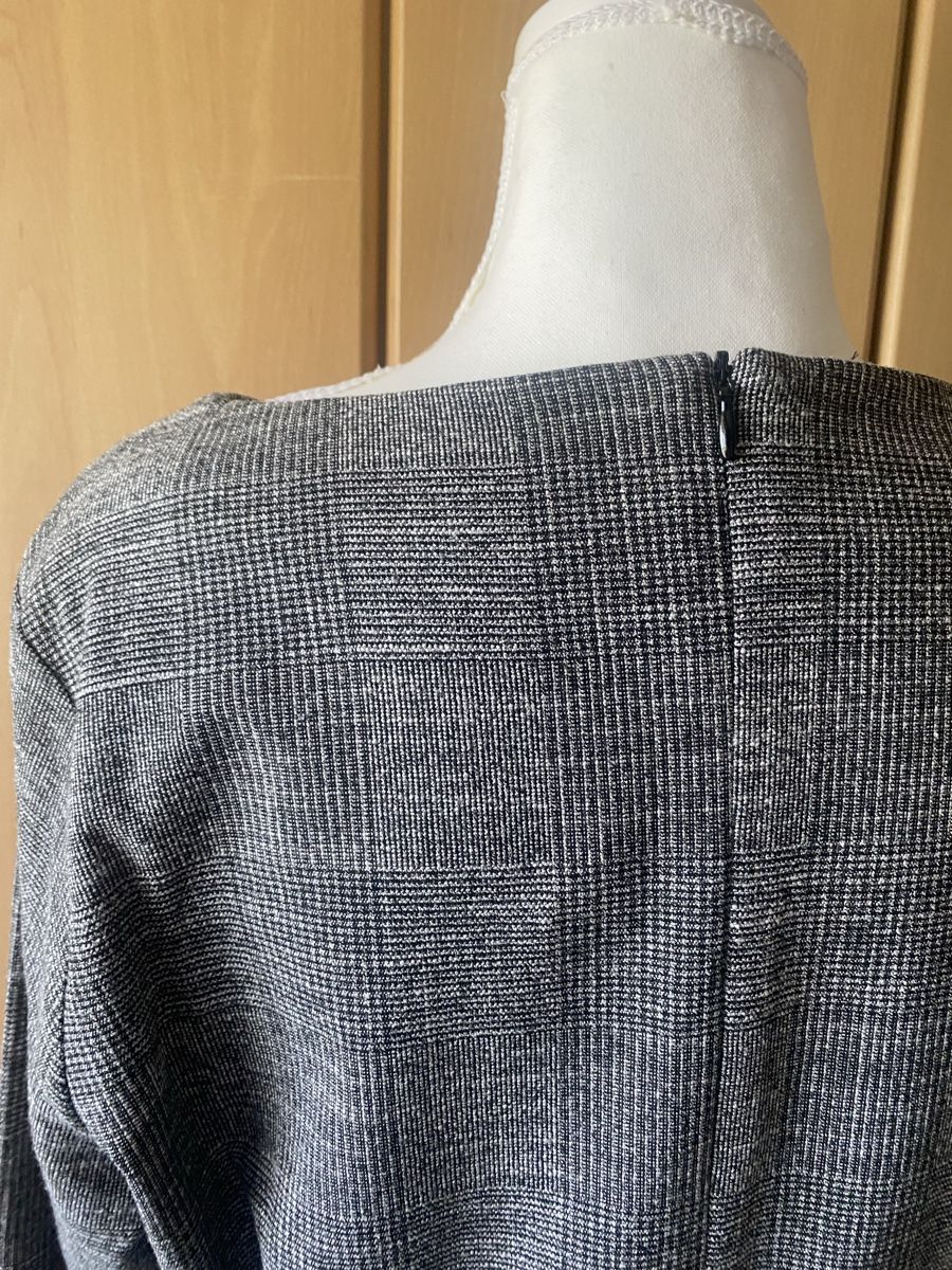 Vestiti: Kleid gr. 44/46 – Usato da Seewen SZ venduto da shaky01 5