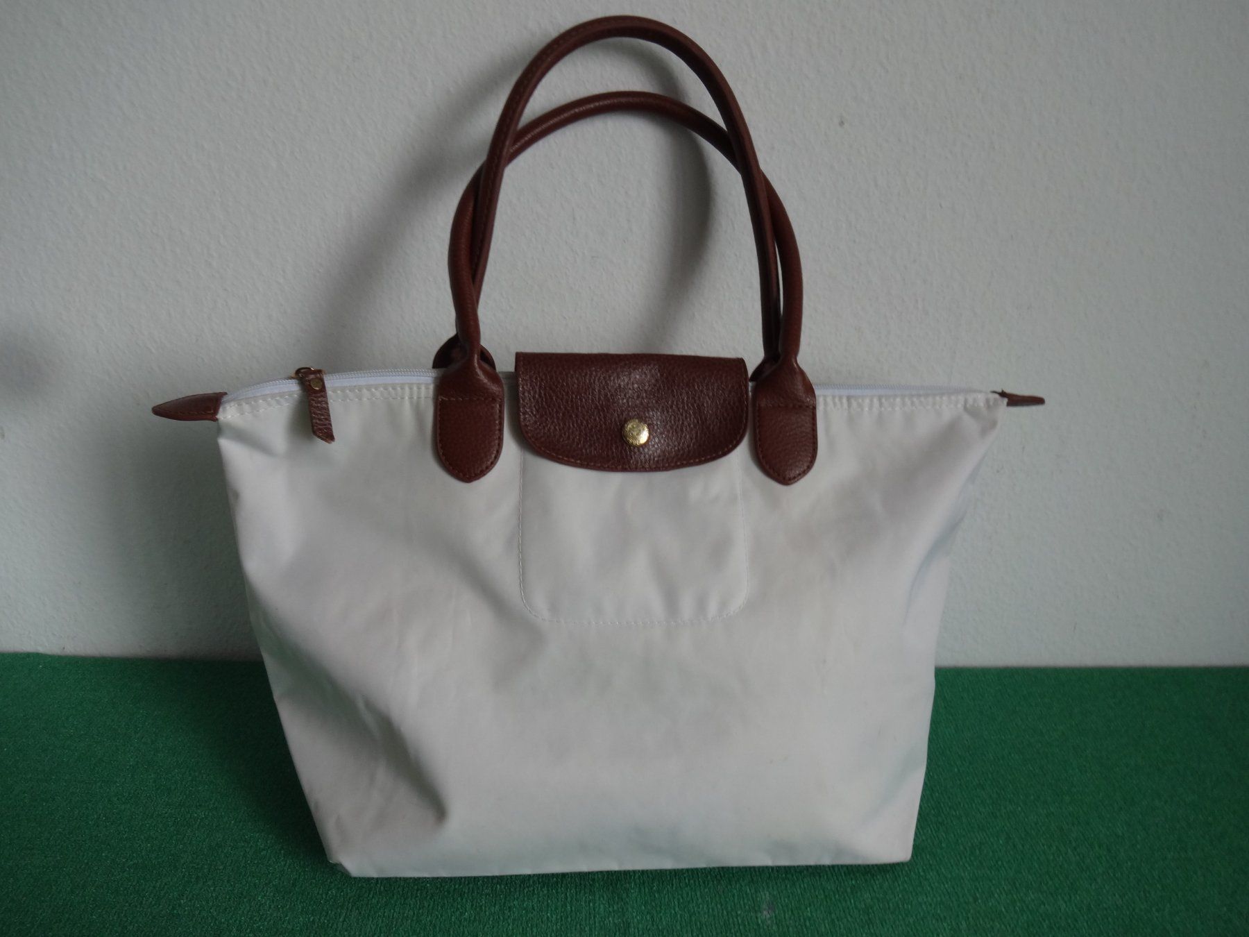 Longchamp Borse da donna: "Longchamp"  Umhängetasche – Usato da Frauenfeld venduto da rey06