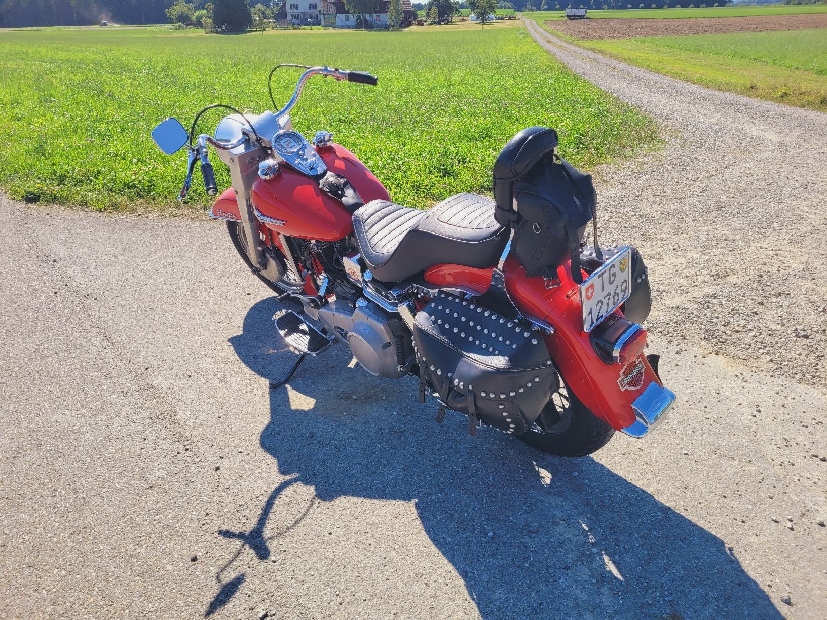 Harley-Davidson Touring: Early Shovel Harley Davidson 1967 – Usato da Weinfelden venduto da rofowe 5