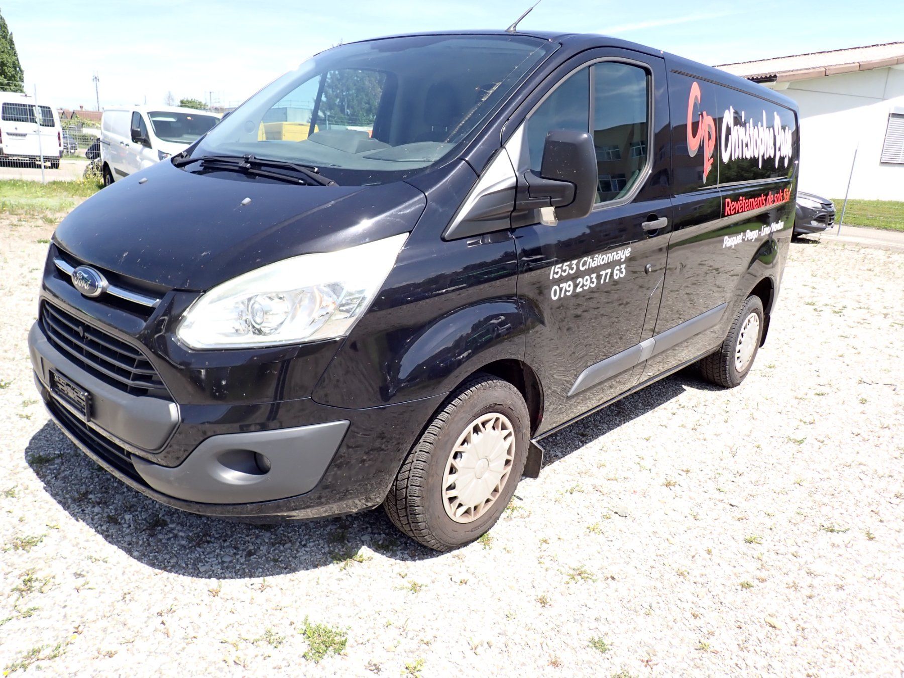 Ford Nutzfahrzeuge: Ford Transit Custom – Gebraucht aus Fribourg von OFAIL