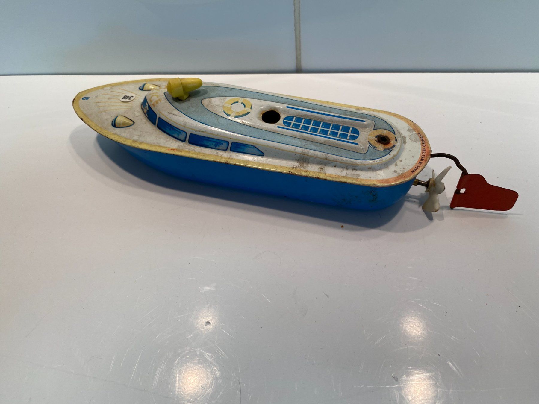 Jouets: MS Michael Seidel Polizeiboot Antrieb defekt 348 – Défectueux à Stäfa par elcondor245 1