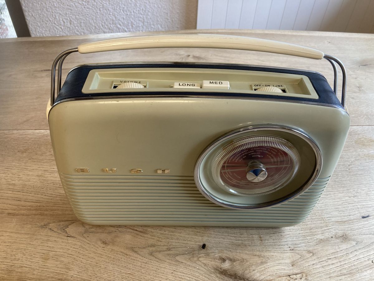 Radio: Bush Nostalgie Radio Retro – Usato da Bauma venduto da haelge01 1