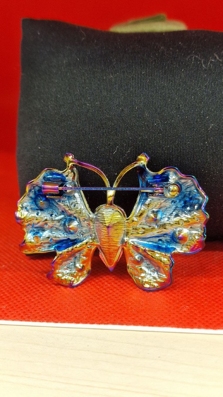 Broschen & Nadeln: Brosche Schmetterling bunt mit Steinen neu – Neu (gemäss Beschreibung) aus Herisau von Antiques.AR 1