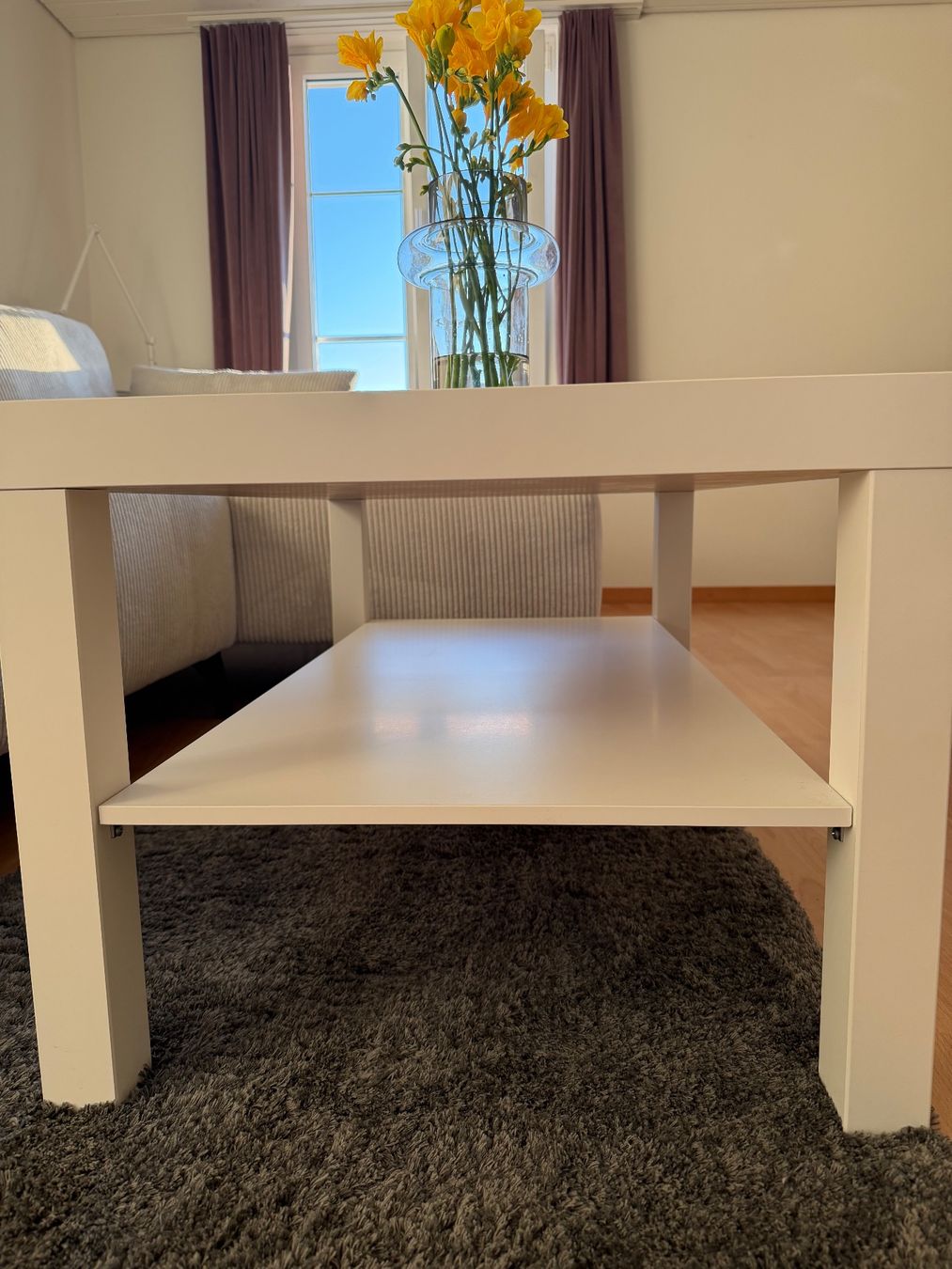 Ikea Tavoli: Weissser Couchtisch mit Ablage - Perfekter Zustand – Usato da St. Gallen venduto da eva_9xs6 2