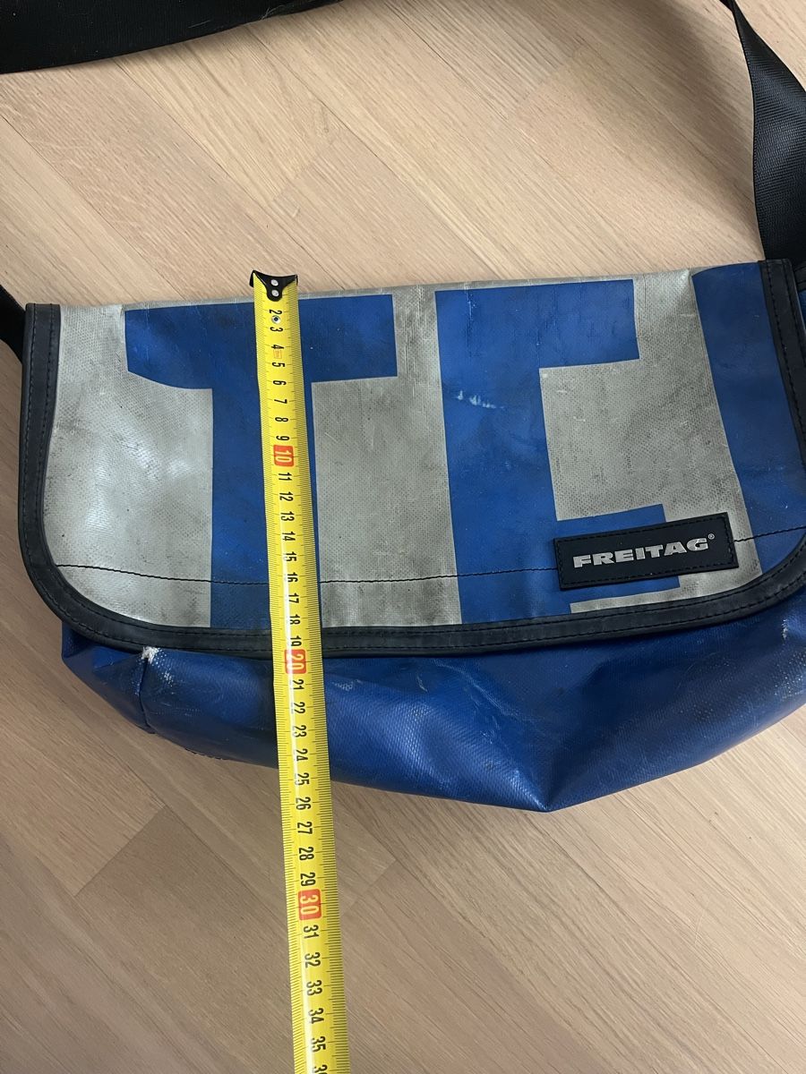 Freitag Borse: Freitag Tasche Blau-Weiss Gross – Usato da Meilen venduto da jes_c25c 3