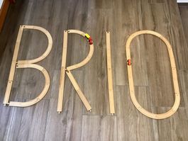 BRIO Holzeisenbahn Set Schienen und Züge gebraucht