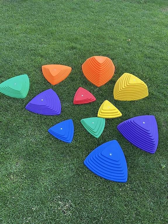 Jouets: Balancier- oder Flusssteine aus Kunststoff  – D'occasion à Uetikon am See par A_james_n