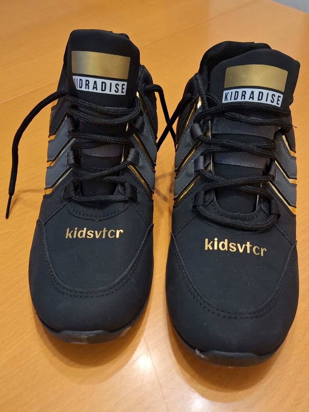 Herrenschuhe: Sneaker Grösse 43 – Neu (gemäss Beschreibung) aus Reinach AG von beatbox1977