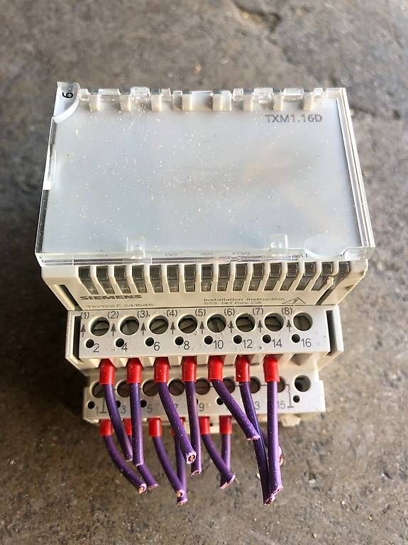 Componenti elettronici: Siemens TXM1.16D - Digital-Eingangsmodul mit 16 Datenpunkten – Usato da Appenzell venduto da OcclineGmbH