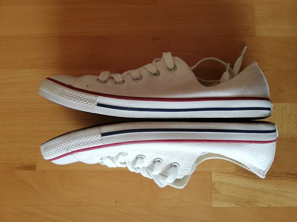 Chaussures hommes: Converse Chuck Taylor all star unisex dainty basic low – D'occasion à St. Gallen par m_l_6qbp 2