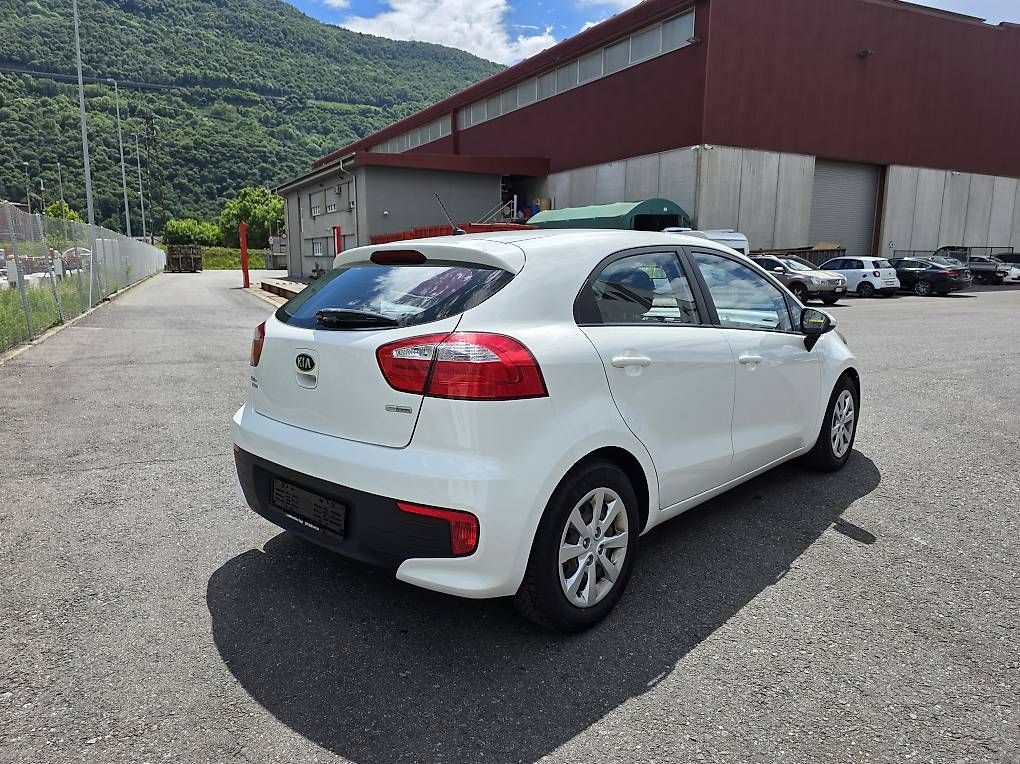 Automobili: Kia Rio Collaudata 29.05.2026 – Usato da Cadenazzo venduto da LuismacchineSagl 3