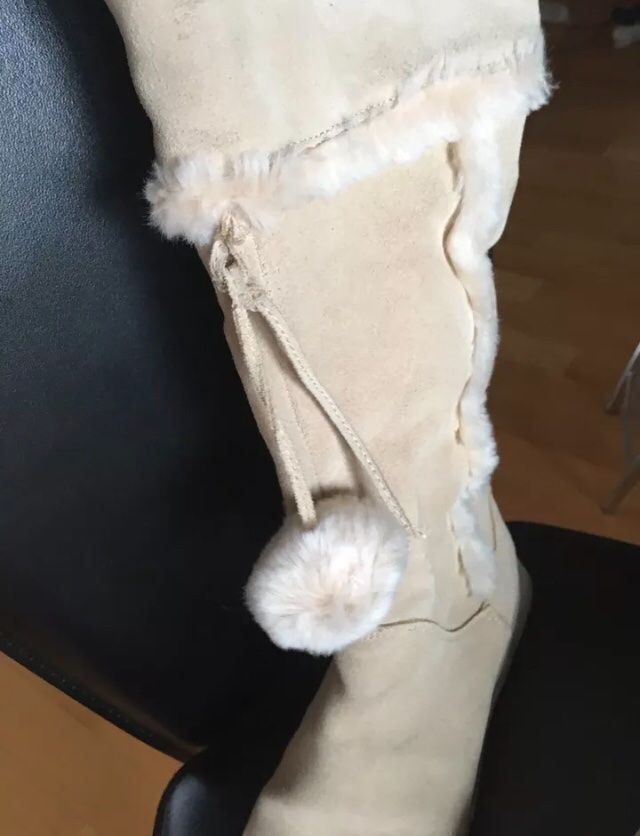Schuhe für Mädchen: Bottes plates chaudes souple fourrées beige 36 – Gebraucht aus Genève von Libellule477 2