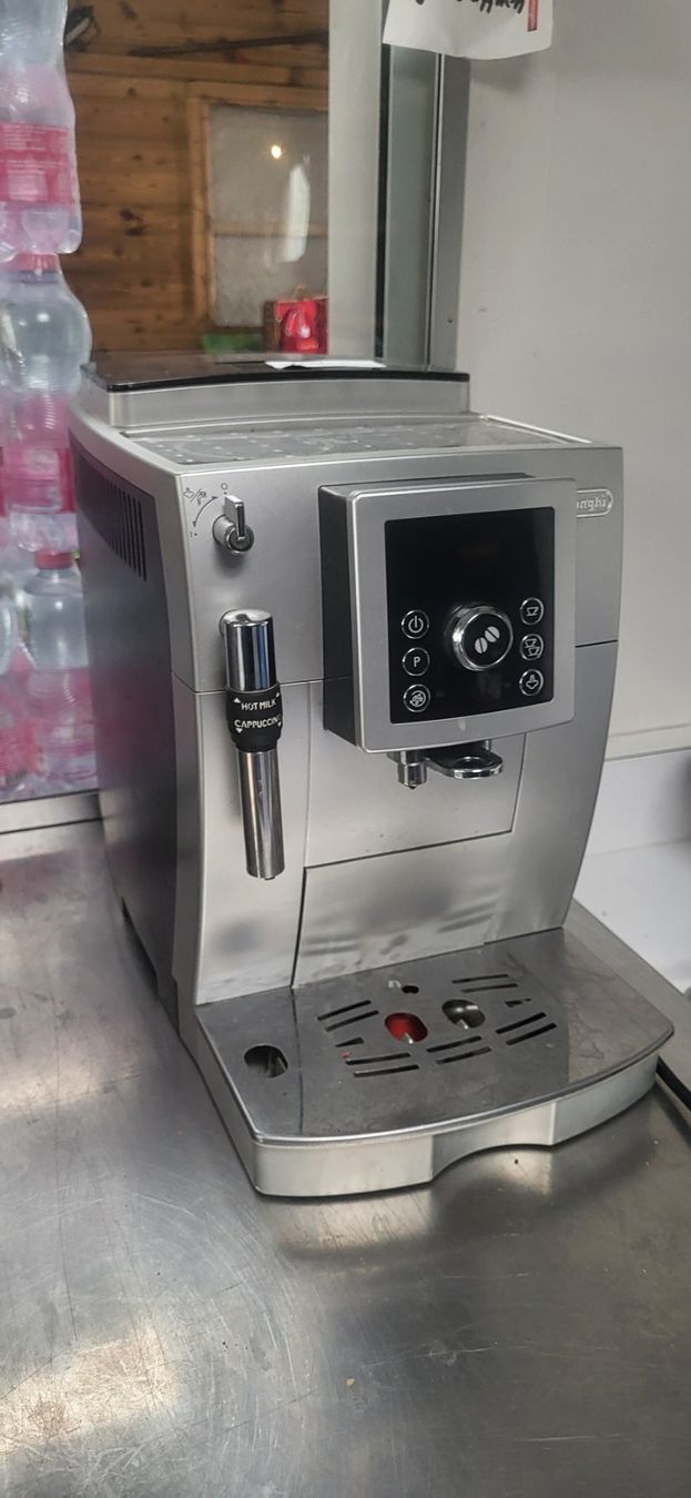 De'Longhi Macchine per caffè & Macchine per espresso: Kaffeemaschine Vollautomat Delonghi – Usato da Thal venduto da ExpofairAG 1