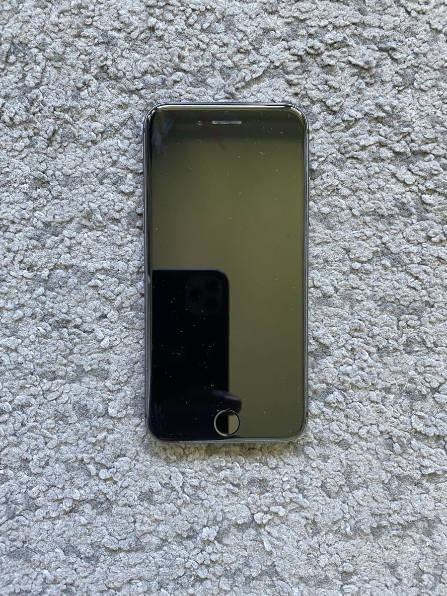 Apple Telefoni cellulari / Smartphones: iPhone 8, 64GB, Noir Sidéral - N.8 – Usato da Genève venduto da eth_6qs6 1