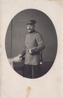 WK I: Offizier, Koppelschloss, Säbel, Handschuhe, gel. 1916