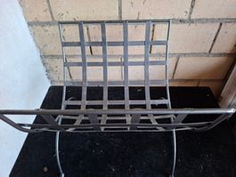 Chemineholz Ständer. Metall Gitter Design .