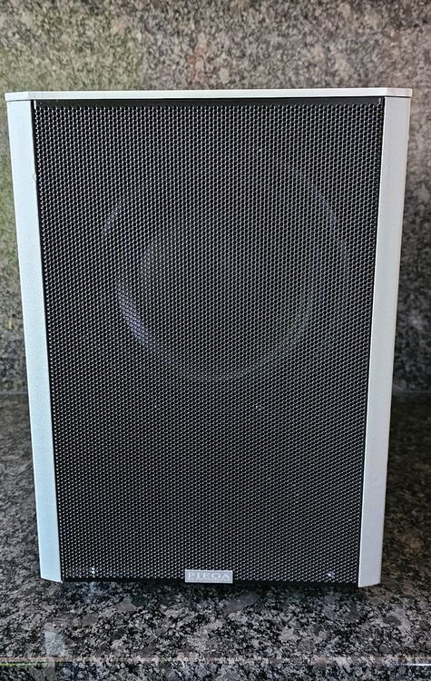 Piega Home Cinema: IEGA High End Premium Surroundsystem – Usato da Rüti GL venduto da 4oops